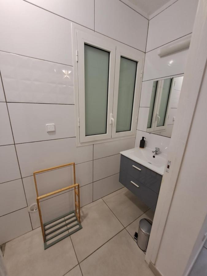 Logement Cosy T2, Centre Ville De Saint-Pierre Eksteriør bilde
